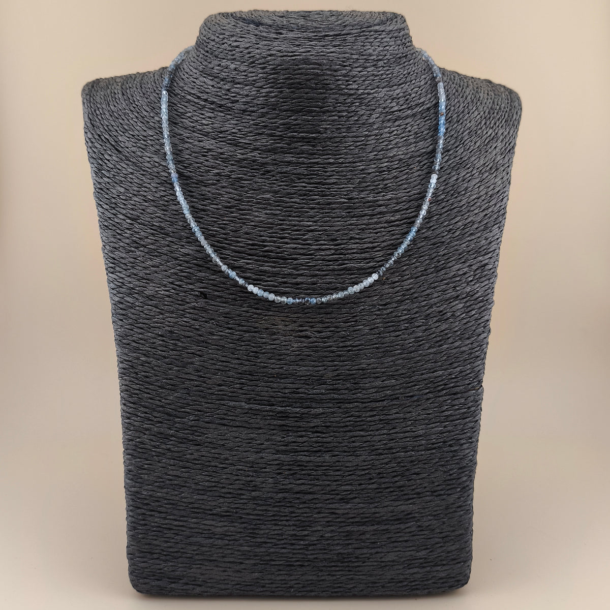Collar Turmalina Azul Facetado 2mm