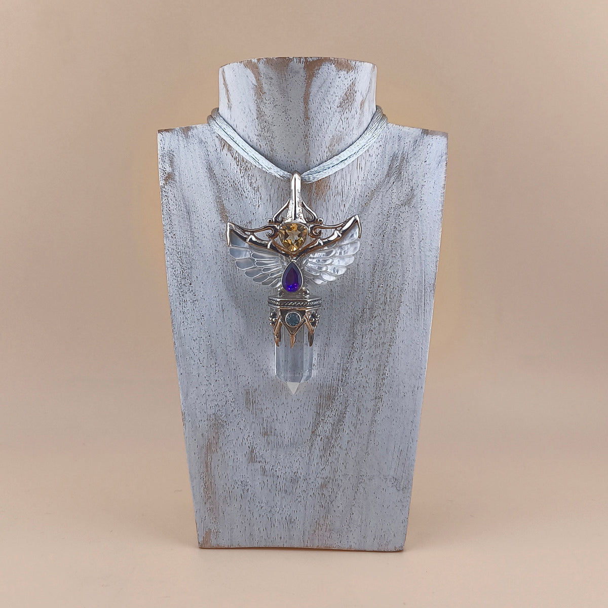 Colgante Talismán Alas de Luz en Plata Maciza