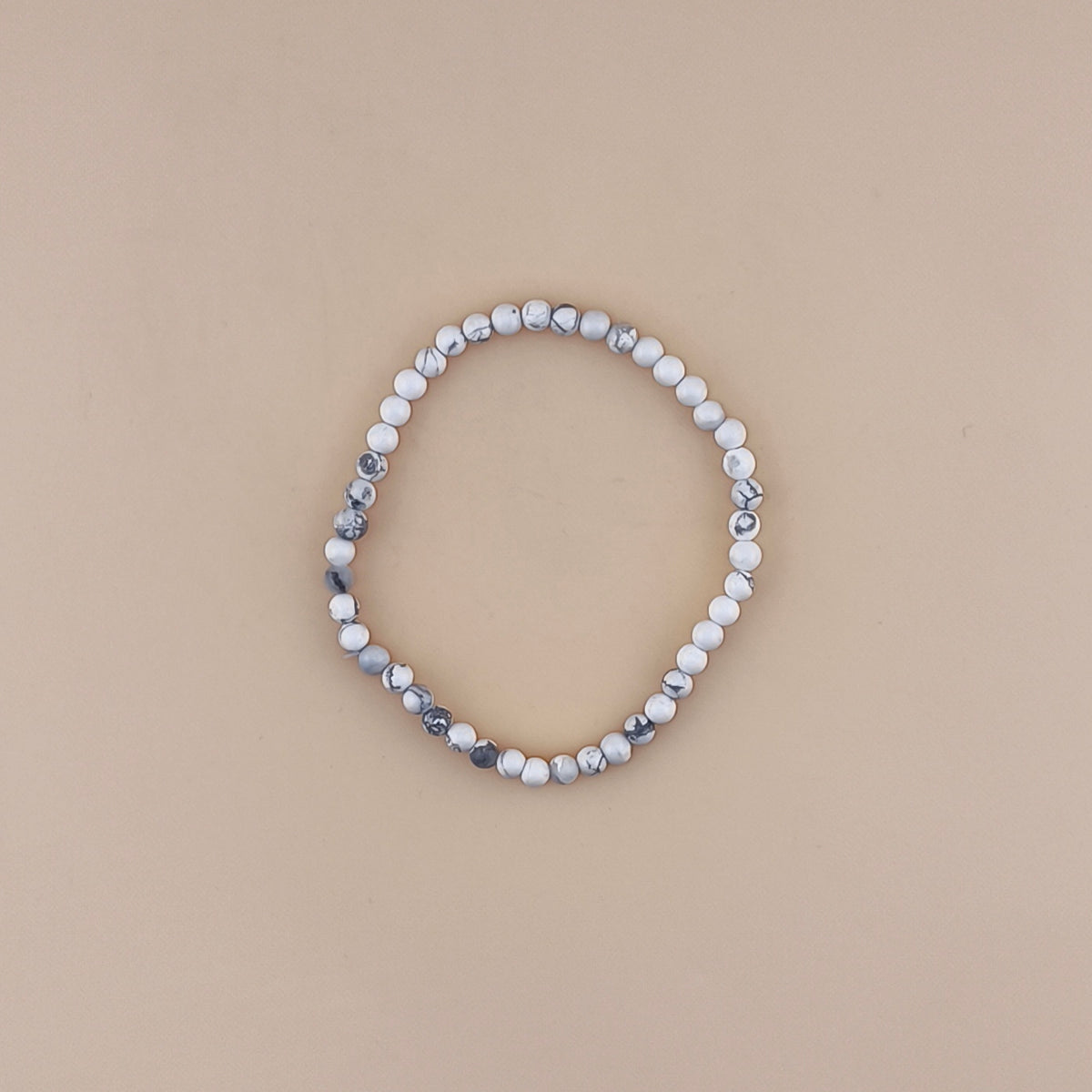Pulsera Howlita 4mm