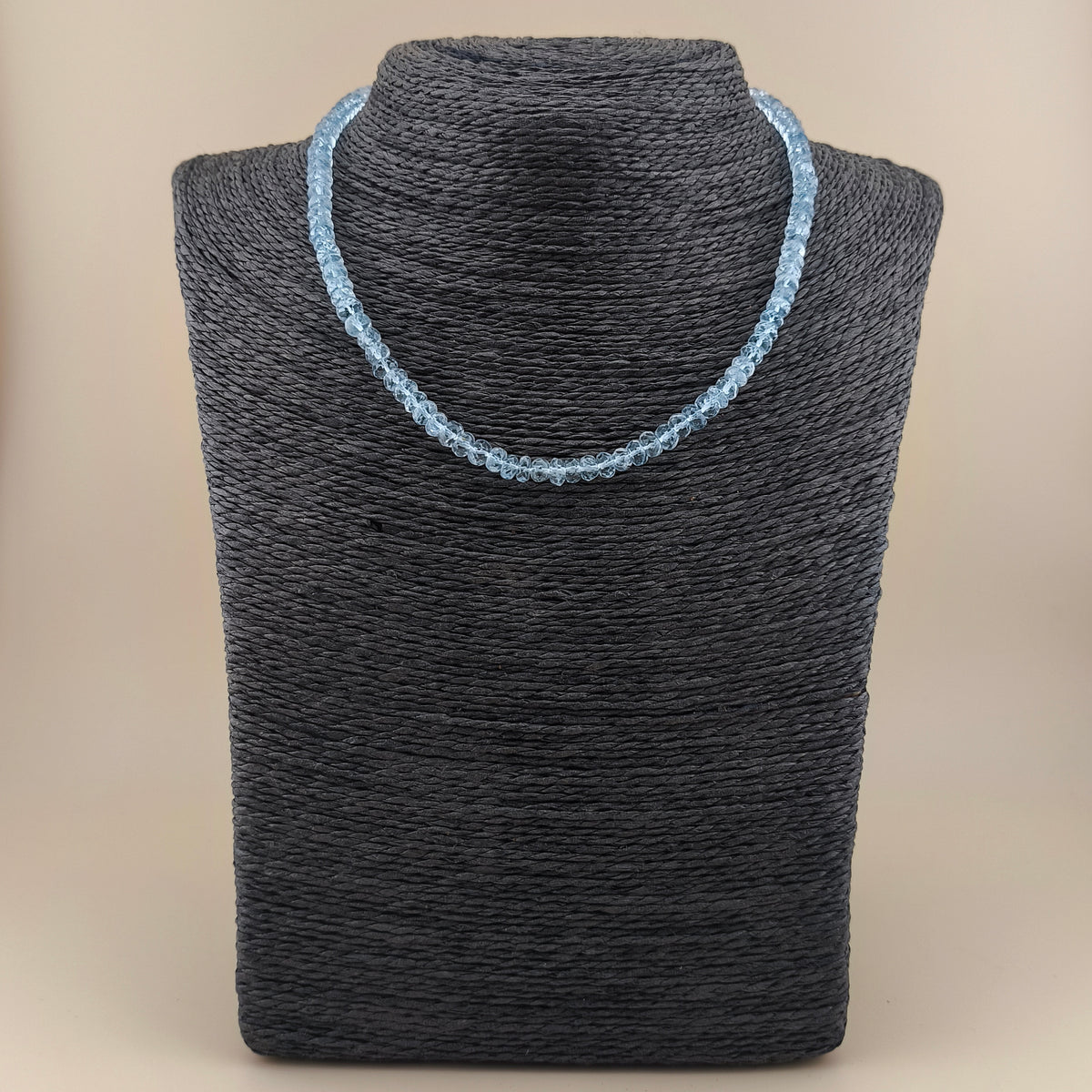 Collar Aguamarina Facetado 6mm