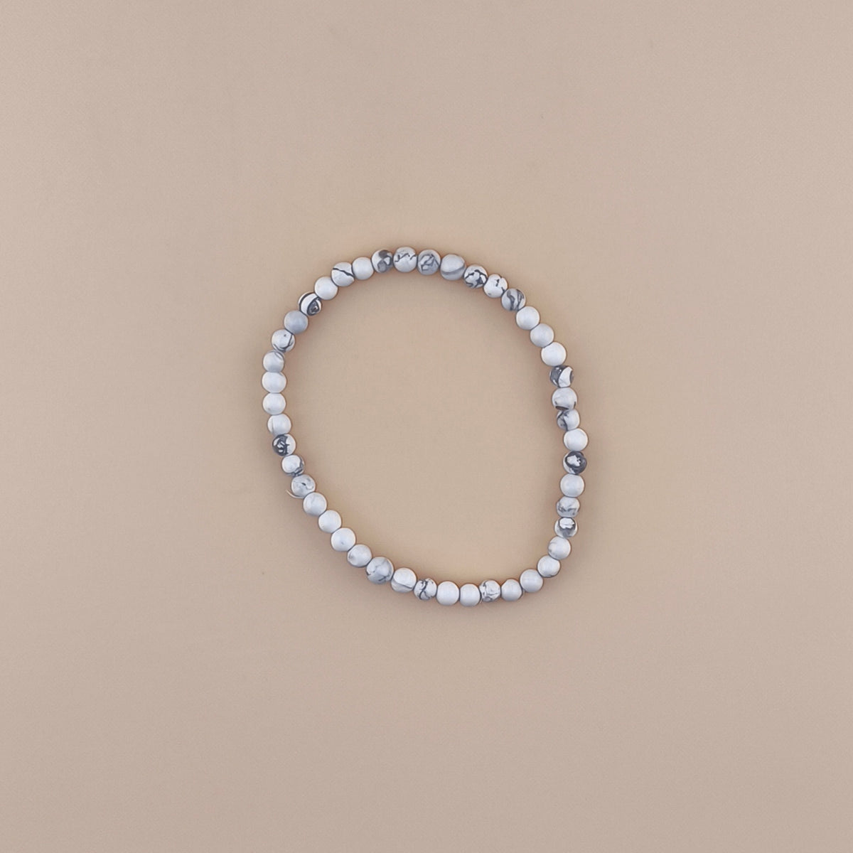 Pulsera Howlita 4mm